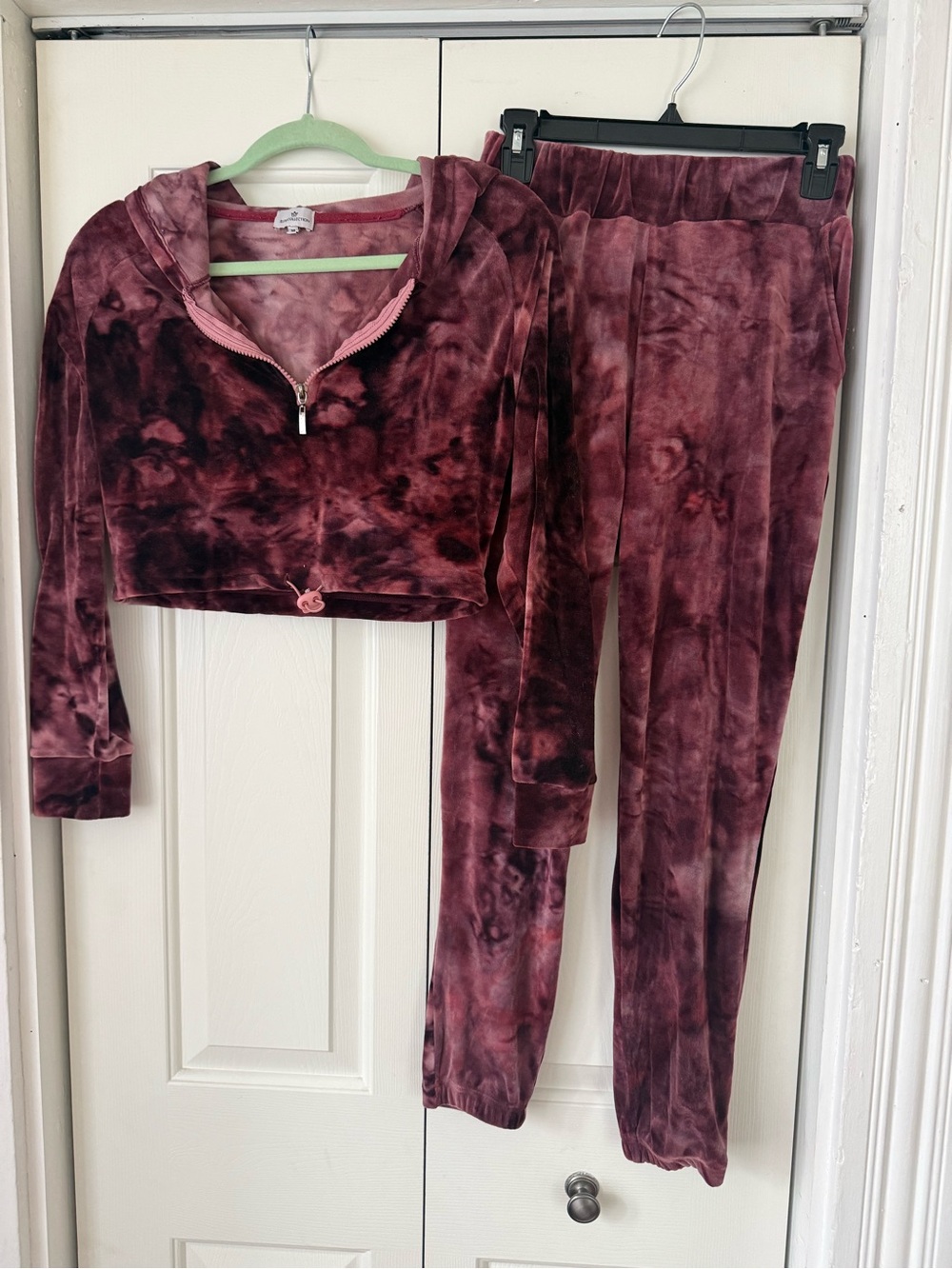 Tie-Dye Velvet Track Pants & Cropped Hoodie - Burgundy